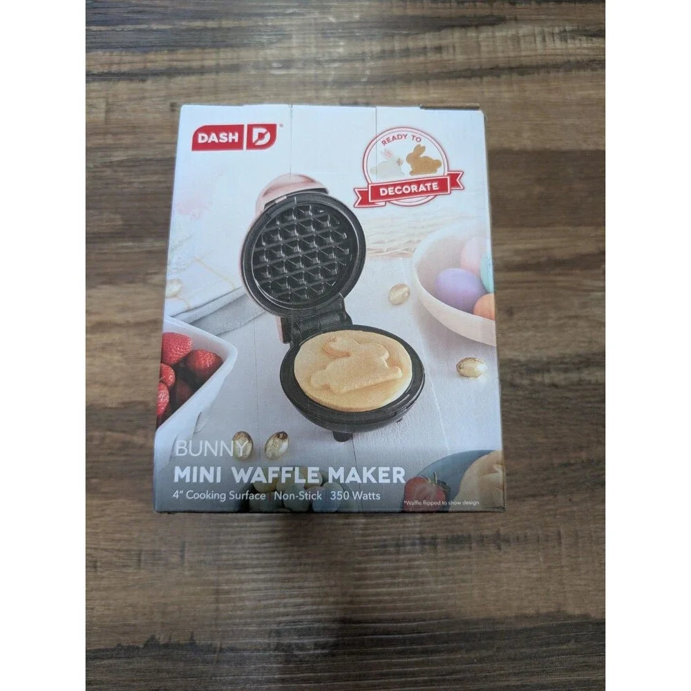 Dash Bunny Mini Waffle Maker Pink 4